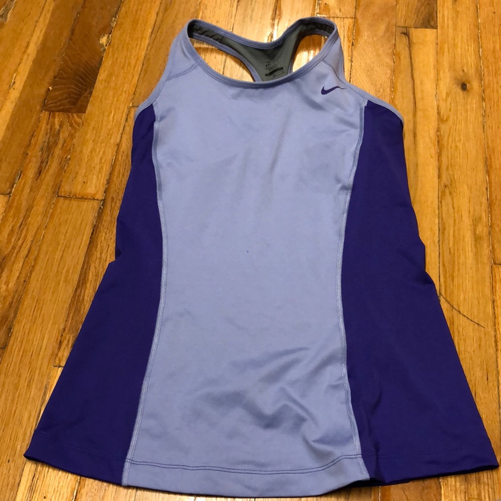 Nike built in bra tank top